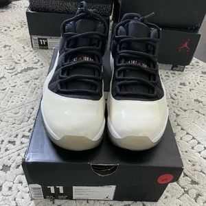 Jordan 11 retro Low reverse concord